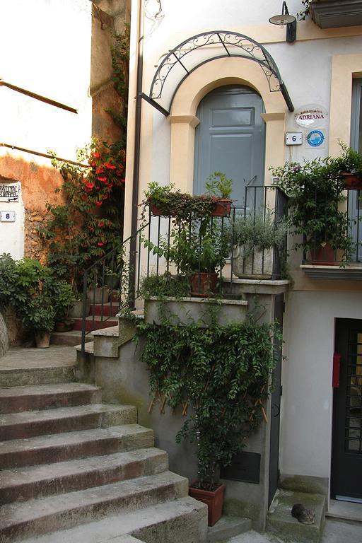 B&B Adriana Paola Kültér fotó